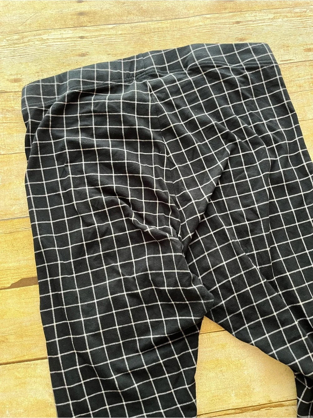 Old Navy Women's Black White Windowpane Stretch Pants Leggings EUC Size Large